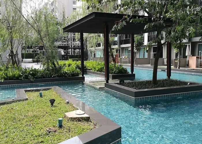 Luxury Sukhumvit 77 *